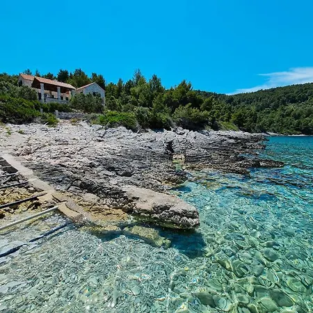 Insula * Vela Luka