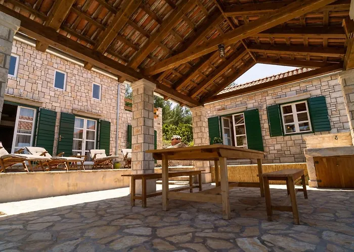 Nyaraló Insula Vela Luka